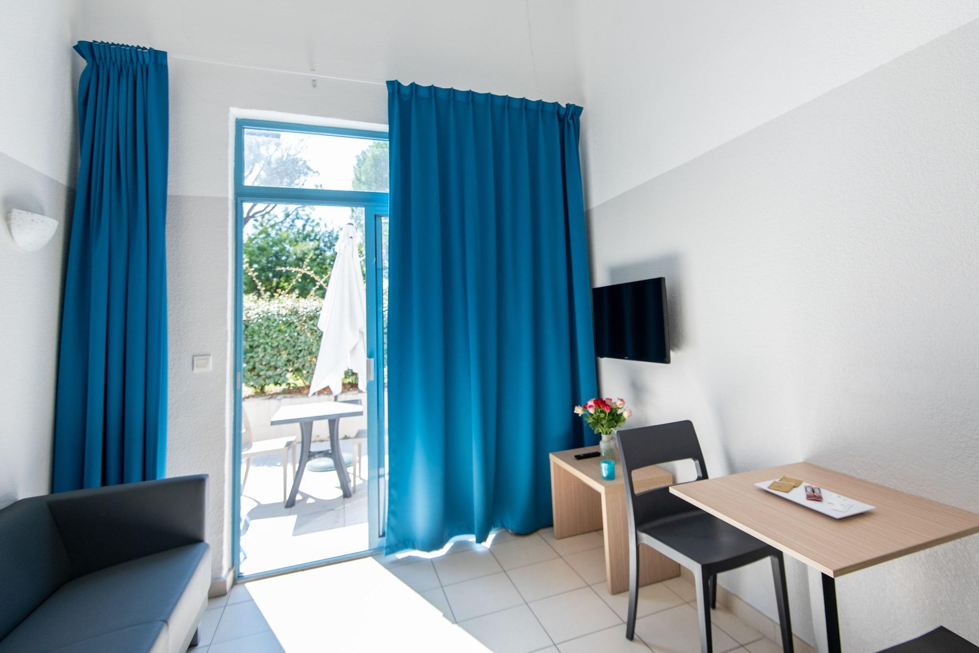 Comfort Aparthotel Frejus La Tour De Mare Exteriör bild
